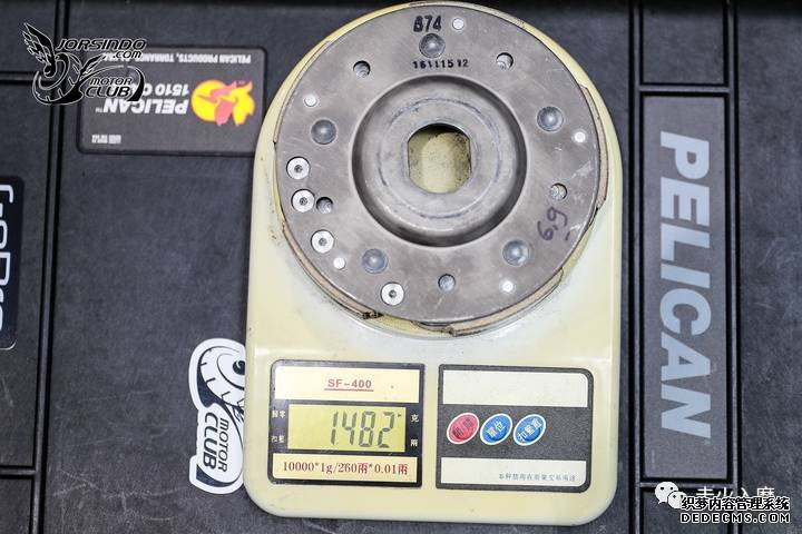 别人家的踏板——YAMAHA XMAX 300细节拆解分享