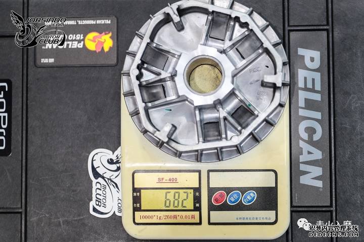 别人家的踏板——YAMAHA XMAX 300细节拆解分享