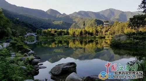 《天真派三国页游》在中国·汤里火热拍摄中