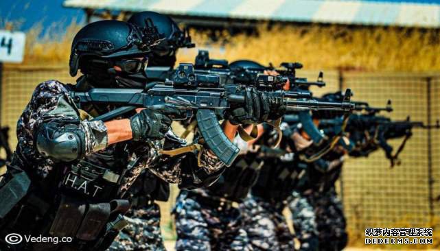 美国提供大量装备,库尔德变态页游武装炫耀一新开页游私服,战力不容小觑