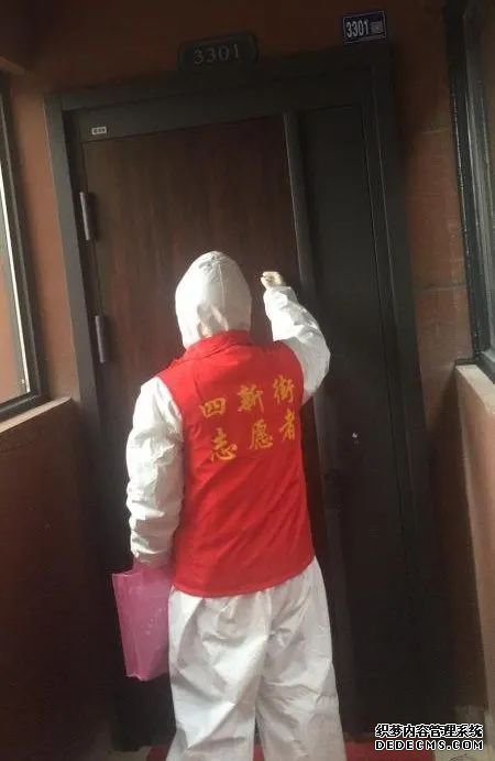 抗疫战线上“传奇类页游新开页游私服”的故事