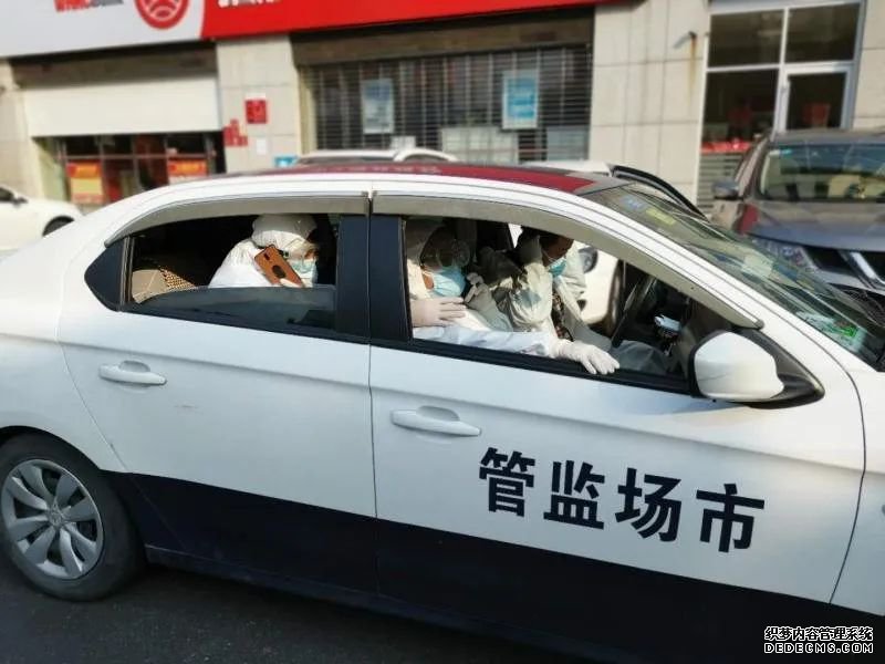 抗疫战线上“传奇类页游新开页游私服”的故事