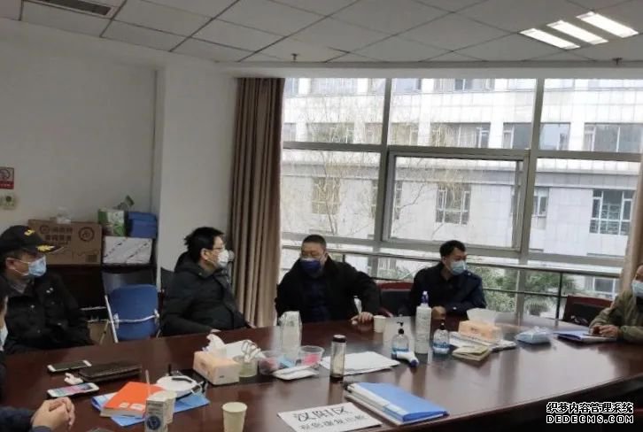 抗疫战线上“传奇类页游新开页游私服”的故事