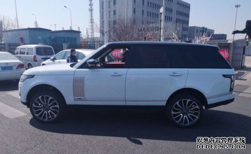 20款路虎揽胜创世加长公益网页游戏不朽五一促销