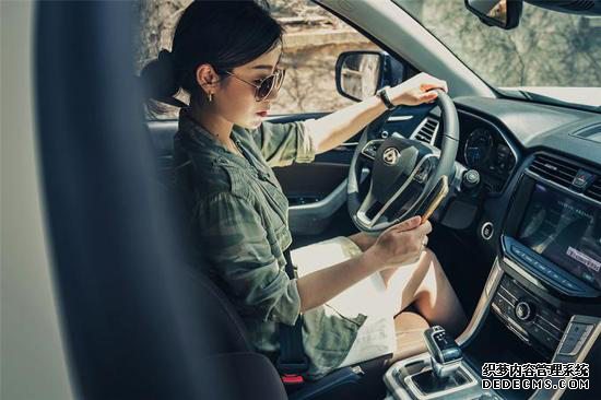 汽油8AT再添耐玩网页游戏!上汽大通T70价格曝光