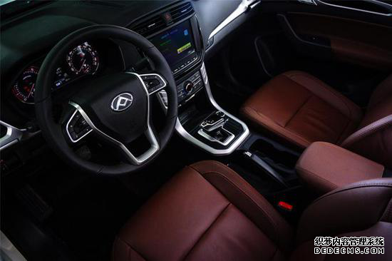 汽油8AT再添耐玩网页游戏!上汽大通T70价格曝光