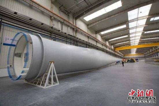 新下线的远景-时代新材EN161首套叶片 新下线的远景-时代新材EN161首套叶片