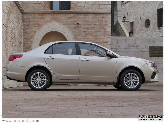 �����¿�Զ������ ������ҳ�����ɴ���1.5L��Ȼ����������