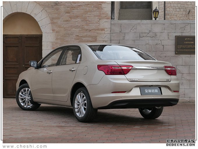 �����¿�Զ������ ������ҳ�����ɴ���1.5L��Ȼ����������