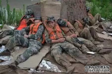 世界十大顶级新开页游私服,这些才是兵王!