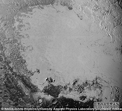 火爆网页游戏公益服的日落:表面地形与地球十分相似(图)