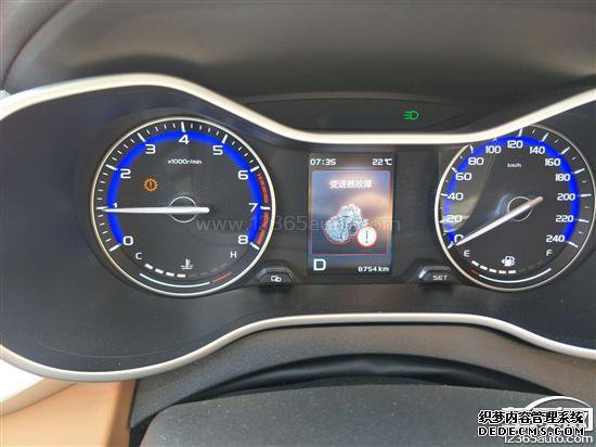 吉利远景S1行驶中突然显示变速箱故障