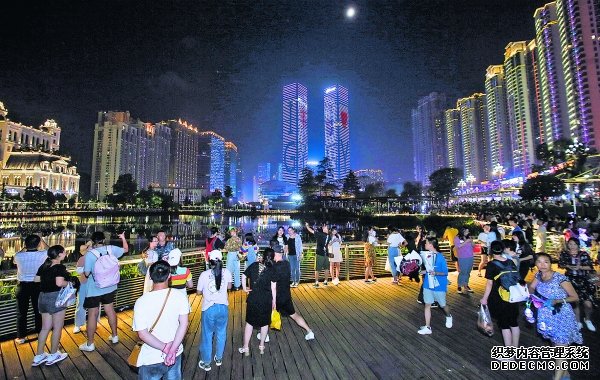 优化商圈版图 打页游传奇造“爽爽贵阳·消费天堂”