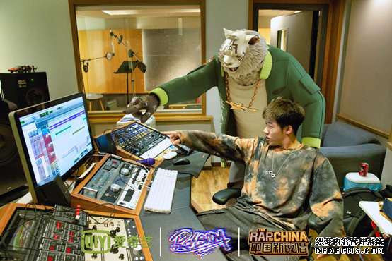 农夫山泉签约RiCH BOOM为全新品牌代言人 爱奇艺原创潮流IP商业价值凸显