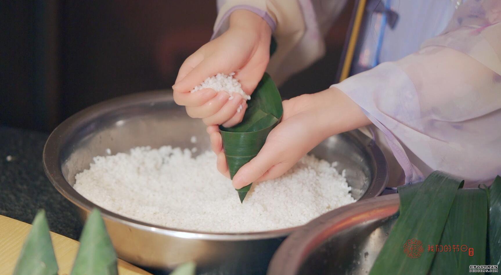 《公益网页游戏名著·我们的节日》上新了,“新华红”带你这样过端午(视