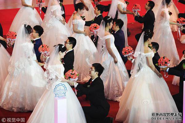 传奇页游传奇页游4S战地之歌正式公测客户端下载