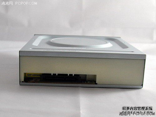 端午节促销发狠招!24速LG光驱送U盘