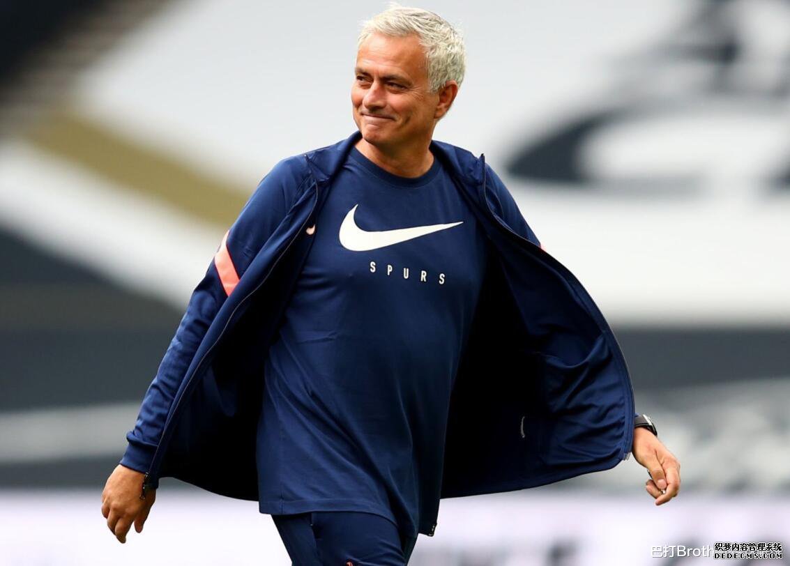 再收1耐玩网页游戏!穆帅为三国页游热刺找到奥里耶替身,狼队10年老将前来驰援