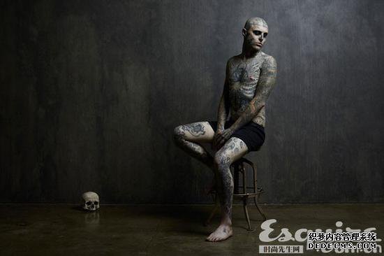 帅到没朋友 八位当红刺青超模盘点