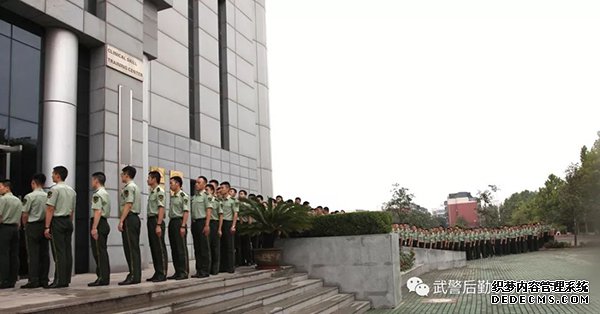 武警后勤学院附院谈军医遇害:胸口可挡敌子弹但不可背后挨枪