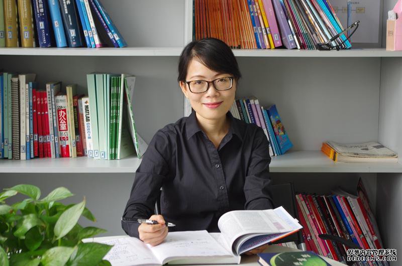 80��Ů��ѧ������ħ����ҳ��Ϸ�з����������츣30������