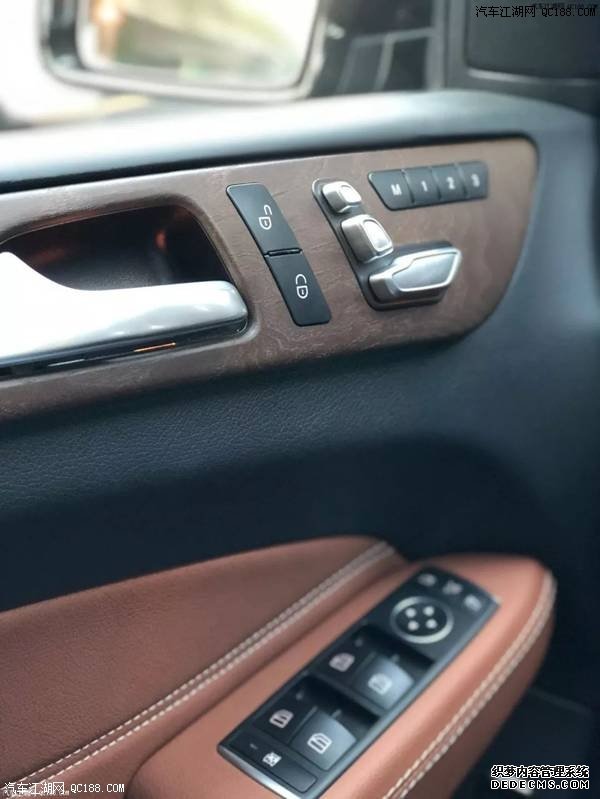 平行进口车18款奔驰GLS400加版性能体验