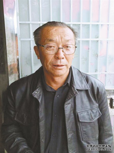 �����ݺ��ˡ� ���º�ѡ�˹�ʾ