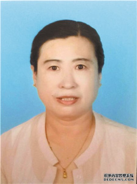 �����ݺ��ˡ� ���º�ѡ�˹�ʾ