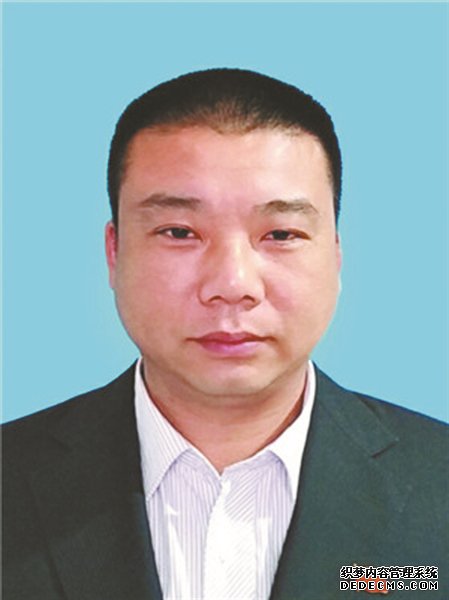 �����ݺ��ˡ� ���º�ѡ�˹�ʾ