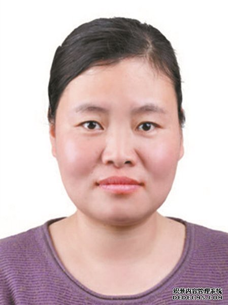 �����ݺ��ˡ� ���º�ѡ�˹�ʾ