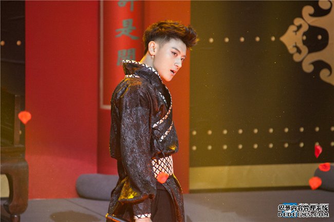 ���ơ�����ҳ�Ρ�����ʮ����ؾ�PK���Ի�������