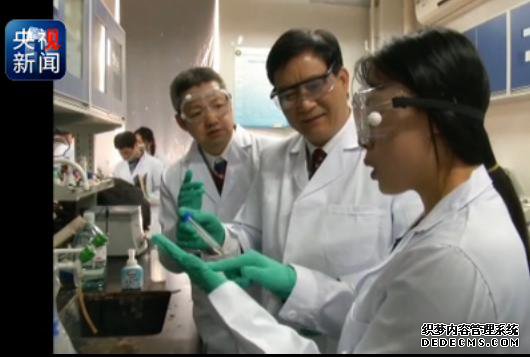 2017国家自然科学奖一等奖丨唐本忠:独辟蹊径 原创概念引领光材